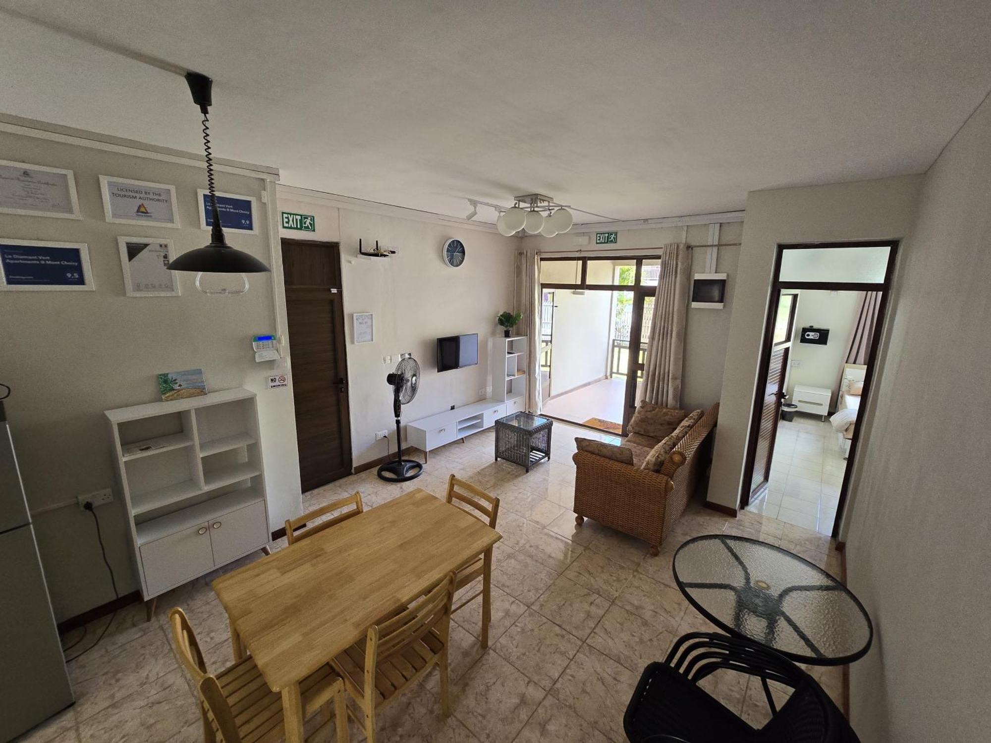 Le Diamant Vert Apartments @ Mont Choisy Экстерьер фото